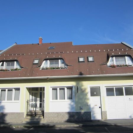 Kantor Vendeghaz Hotel Залегершег Екстериор снимка